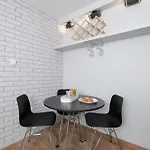 Inside Solec Iii * Warszawa