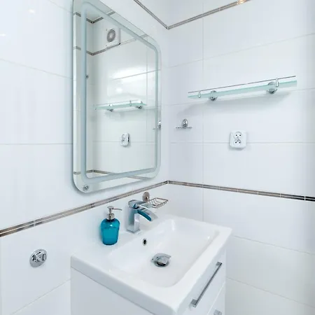 Apartment Inside Solec Iii