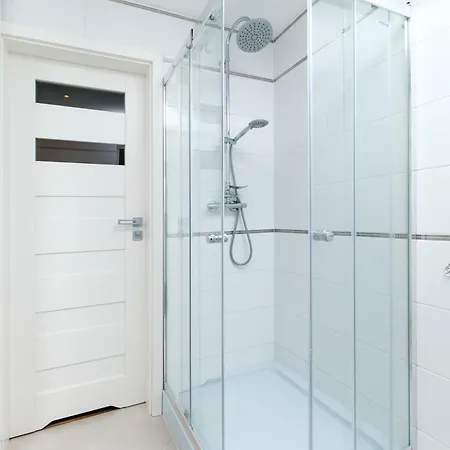 Inside Solec Iii Varsovia